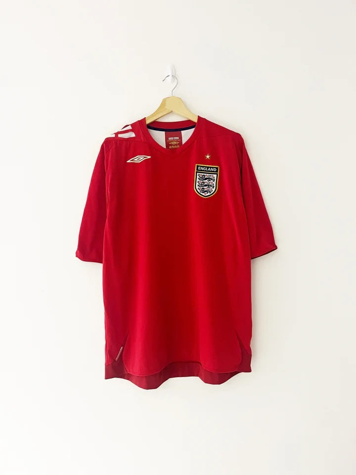 England 2006 away jersey