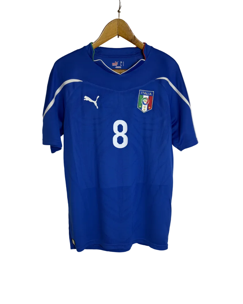 Italy 2010/11 – Gennaro Gattuso #8