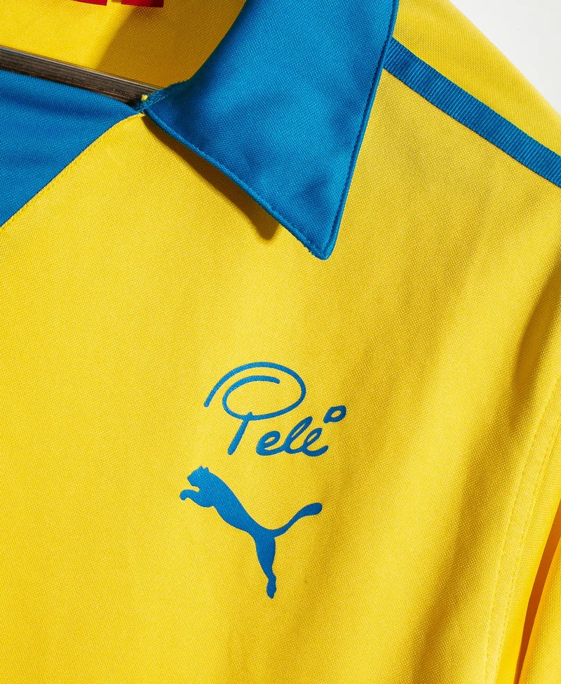 Pele tribute Puma jersey