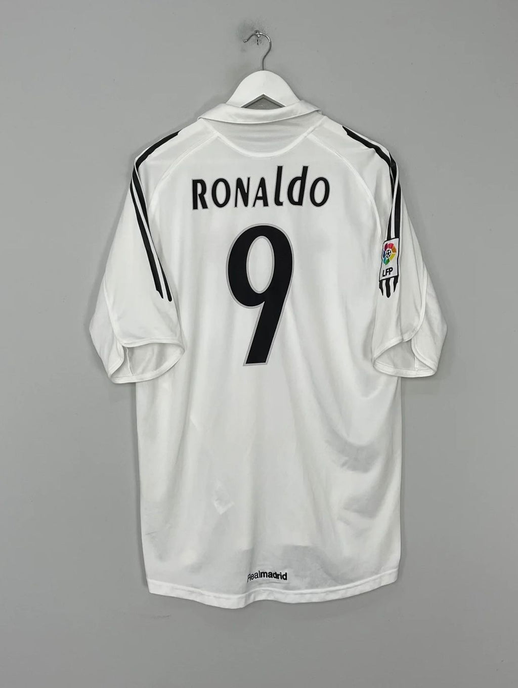 Real Madrid 2005/2006 jersey | RONALDO