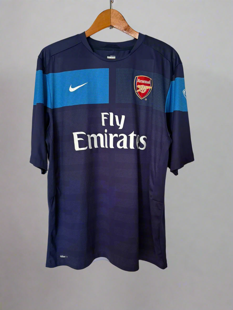 Arsenal 2009/2010 training jersey