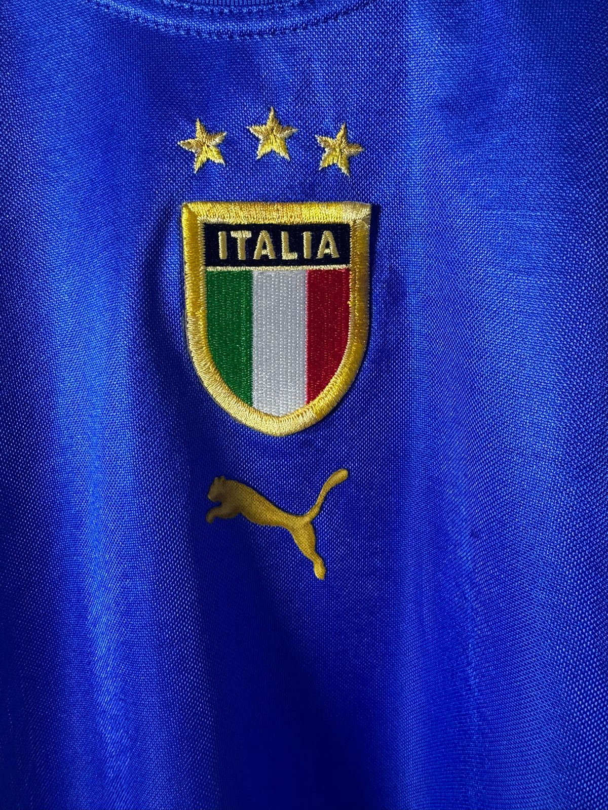 Italy 2004 Home jersey